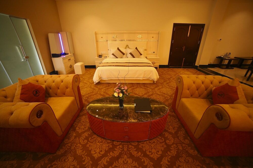 The Grand Mountain Hotel