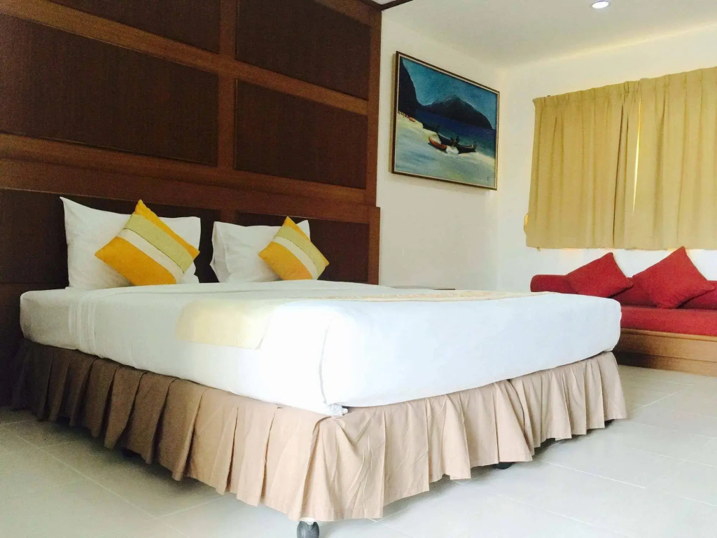 SB Living Place Hotel Phuket Town — фото