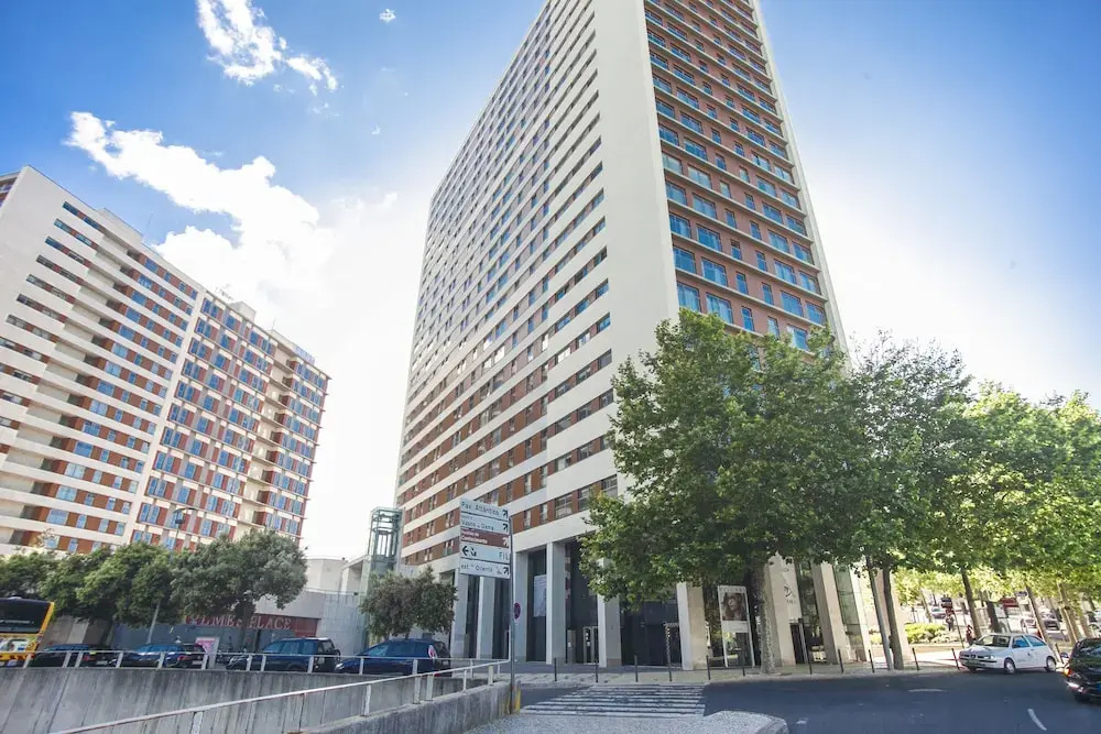 Edifício Panorâmico by Apt in Lisbon