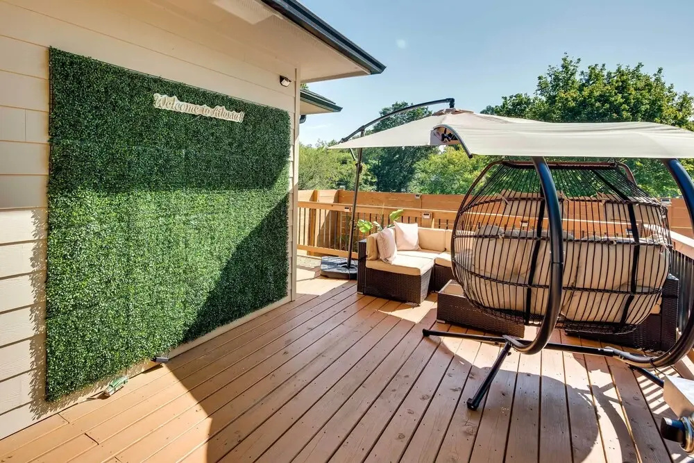 Luxury Smart Home 1 Mi to Mercedes-benz Stadium!