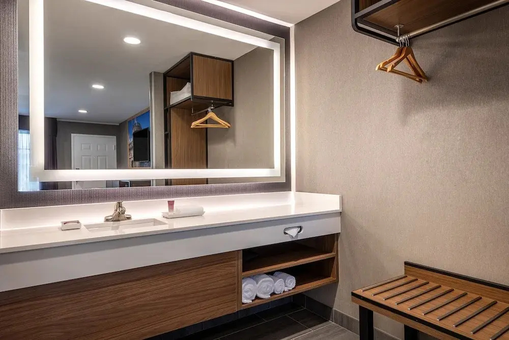 Anaheim Camelot Inn & Suites - Chambres