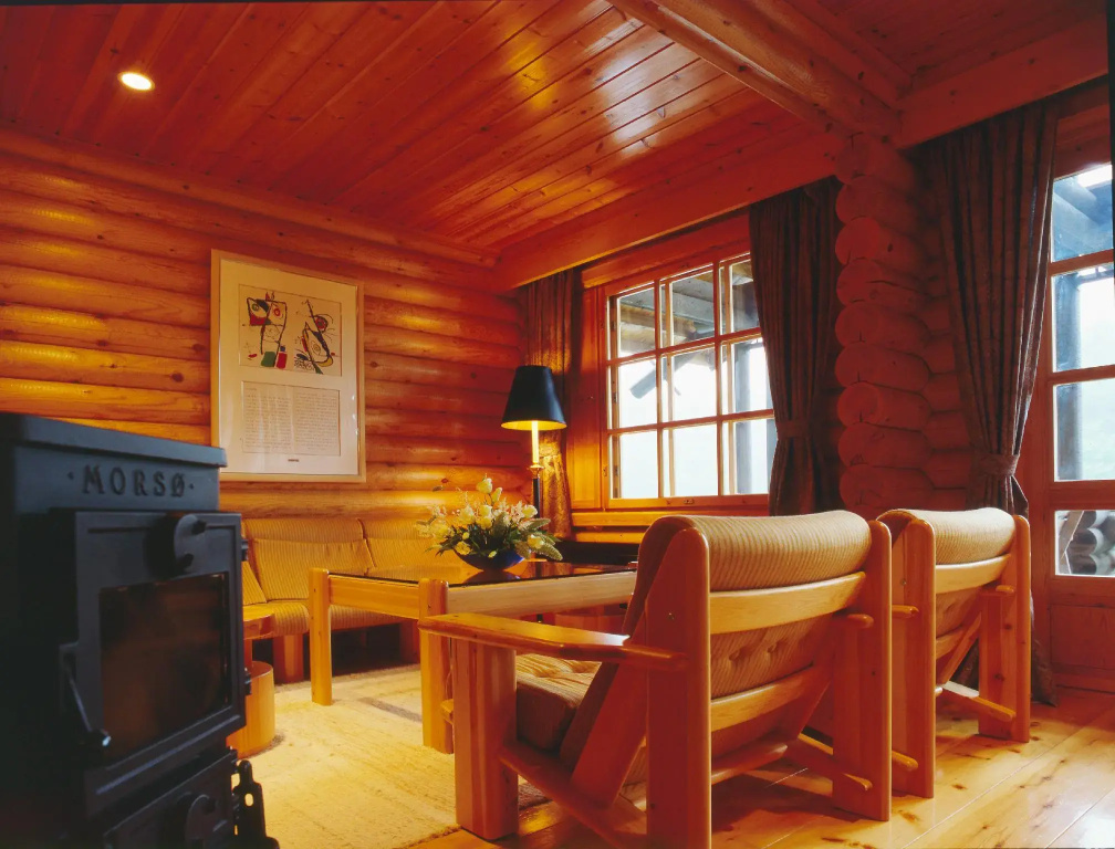 Standard Double room with lake view (full double bed)