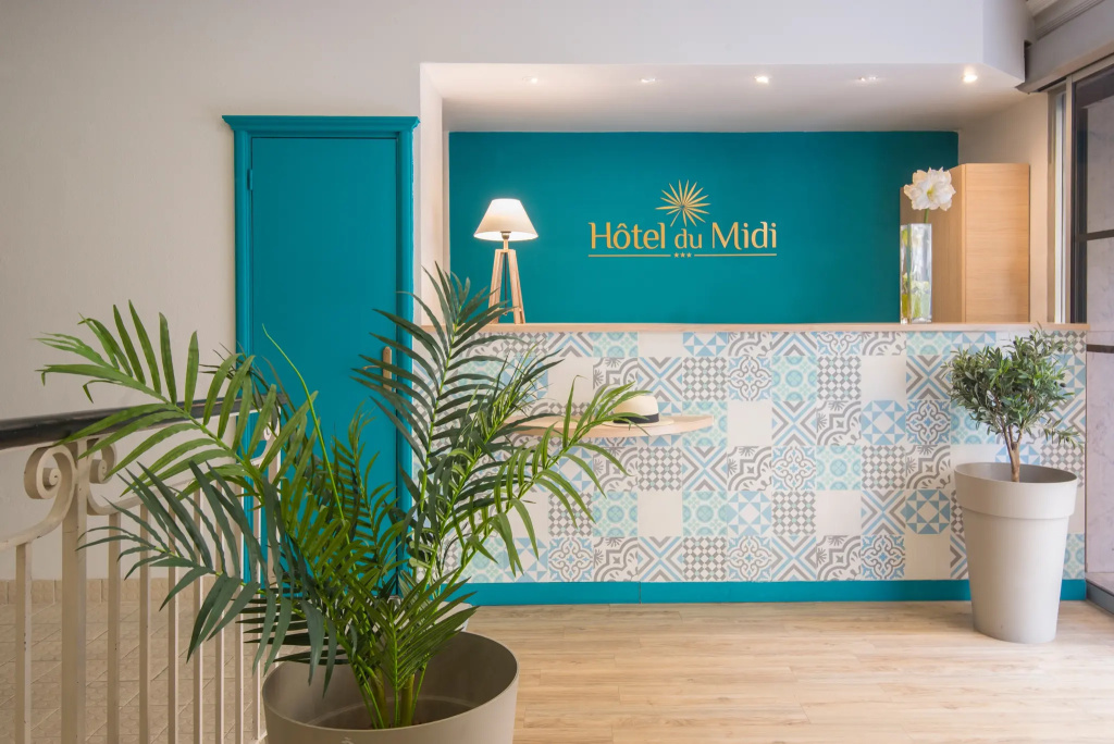 Hôtel du Midi — фото