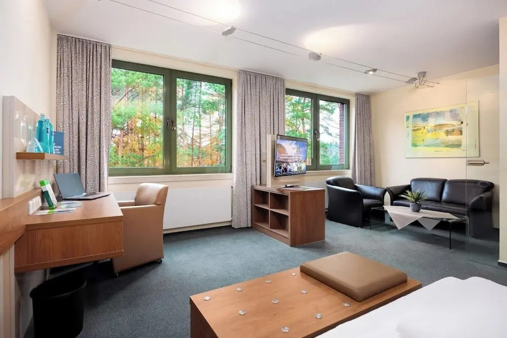 Standard Double room with park view (full double bed)