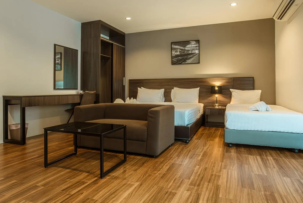 Superior Family room