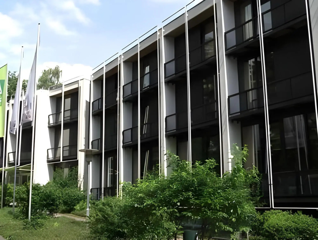 Bildungs- Und Tagungshaus Haus Neuland