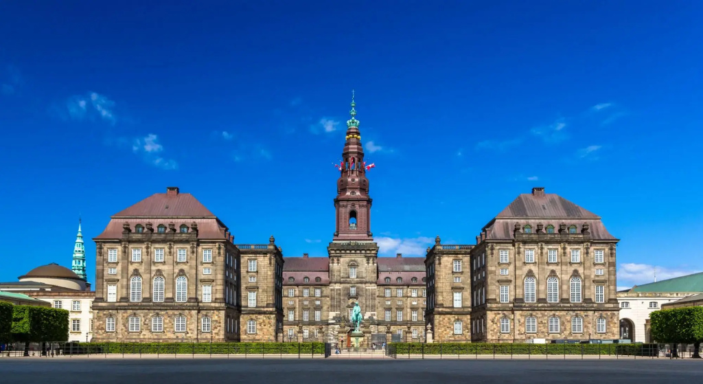 ★102m2 Scandinavian Design & Prime Location★ PROF Cleaning