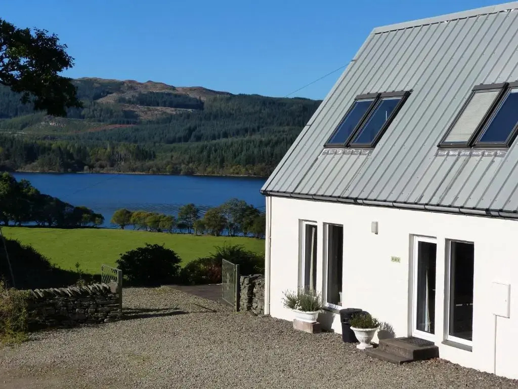 2 Bedrooms Cottage