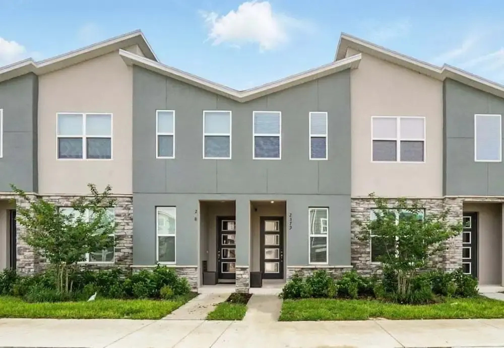 Beautiful Chic Radiance Home With Pool 5 Bedroom Townhouse