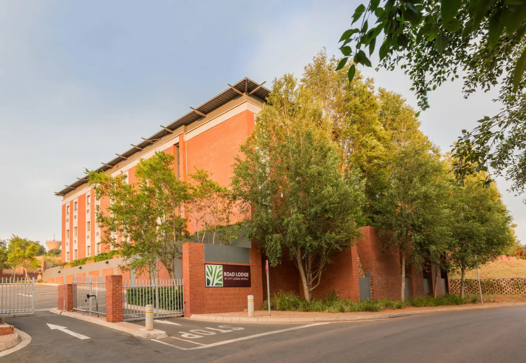 Road Lodge Centurion