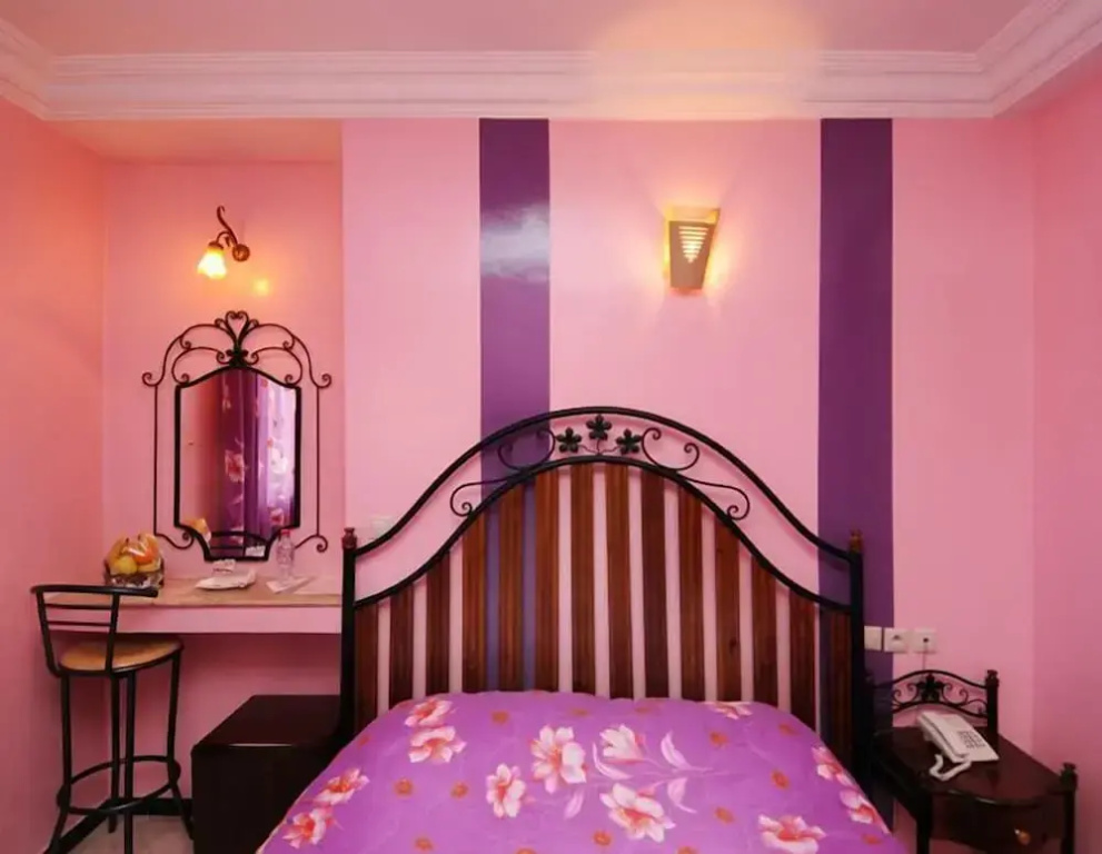 Standard Double room with balcony (full double bed)