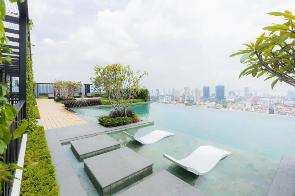 Bali-style 2Bedroom Condo @ Georgetown