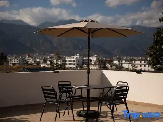 Qiuyue S Bay Light Luxury Homestay