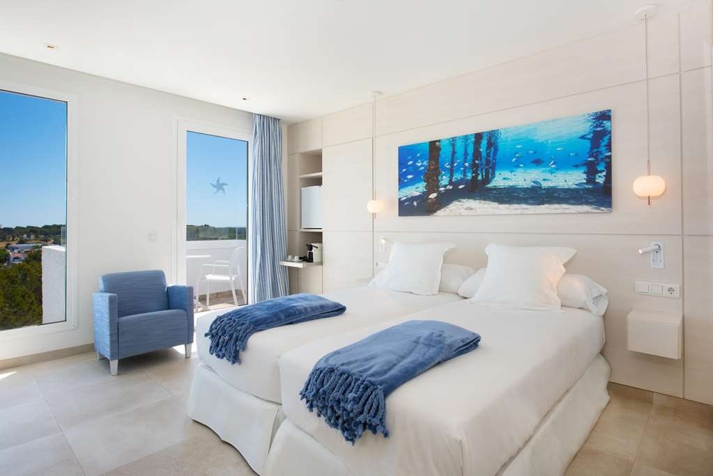 Iberostar Selection Santa Eulalia Ibiza — 3