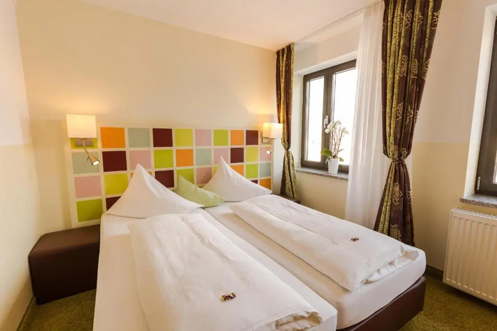 Economy Double room (full double bed)