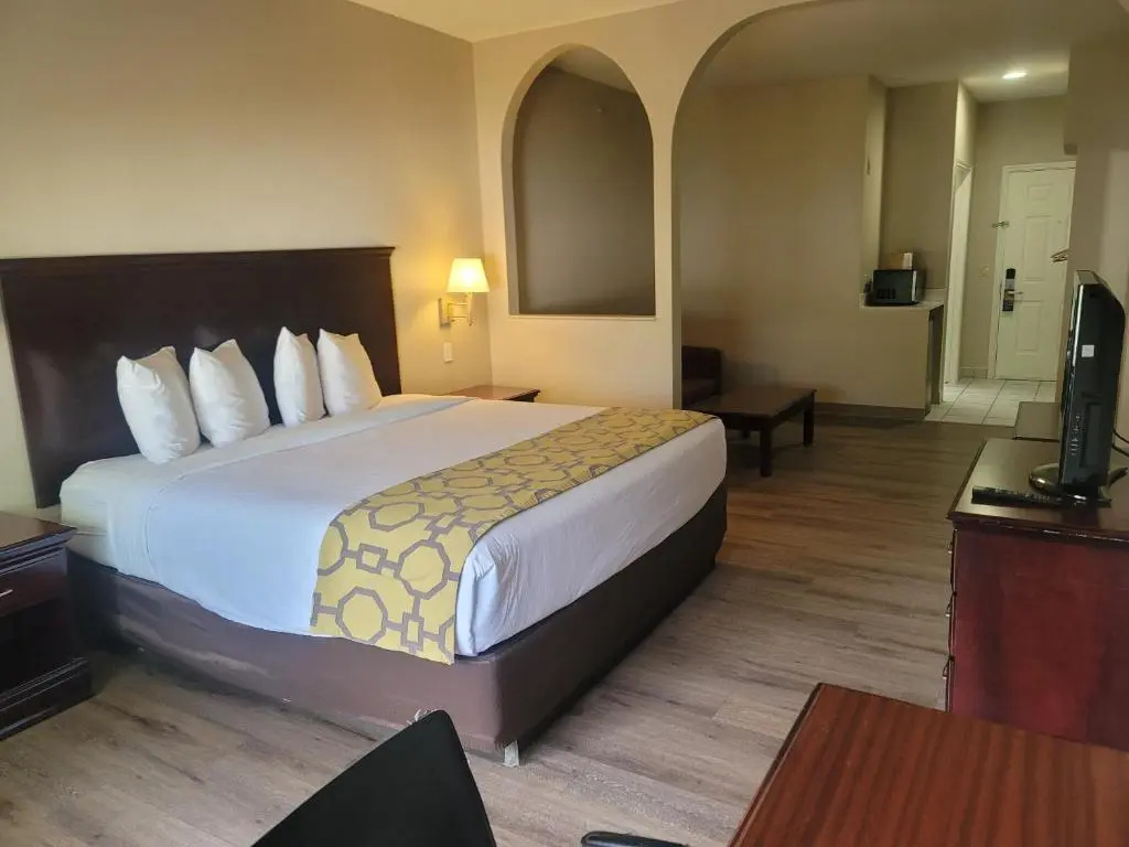 Double Mobility Accessible room (full double bed)