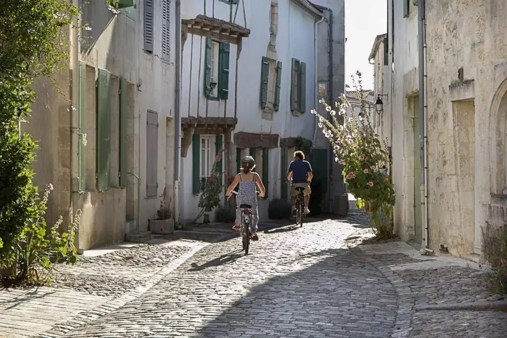 Afficher la photo 8 — Coté Marais