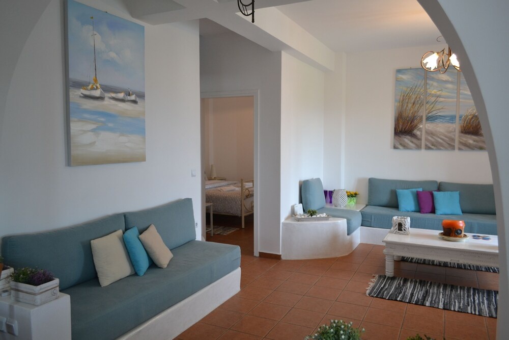 Villa Aelia Santorini — 4