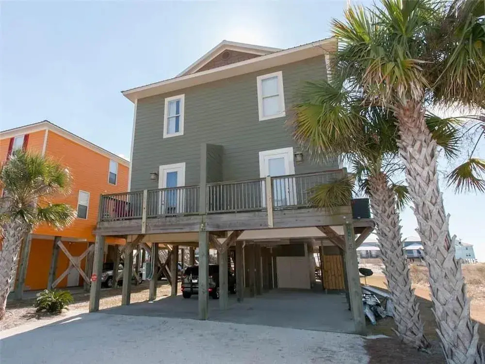 Stella Maris - 3 Br townhouse by RedAwning