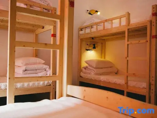 Bed in Dorm (male dorm)