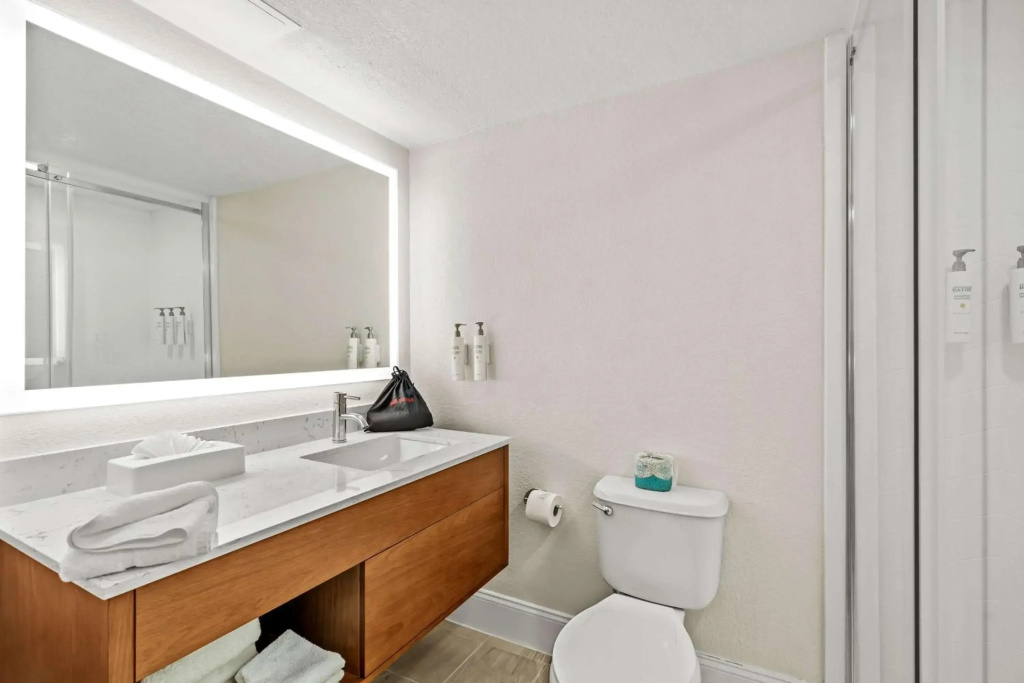 Sonesta Essential Orlando Airport - Général