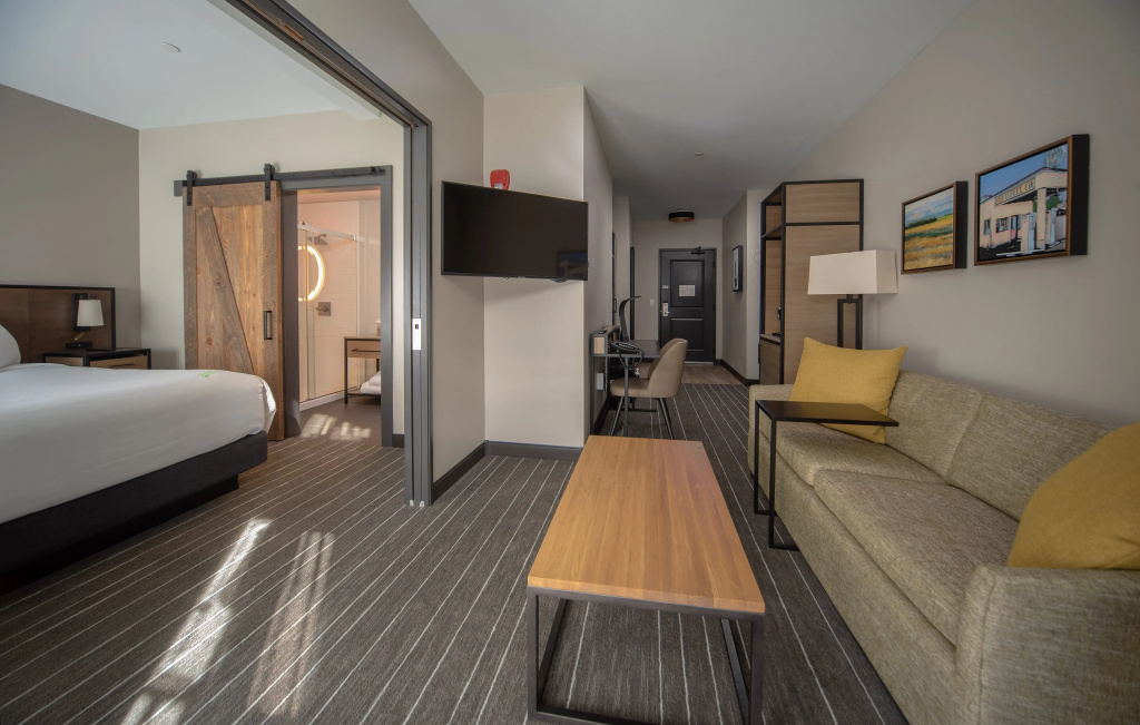 Hotel photo 12