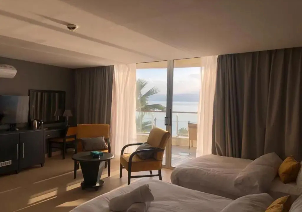 O Beach Hotel & Resort