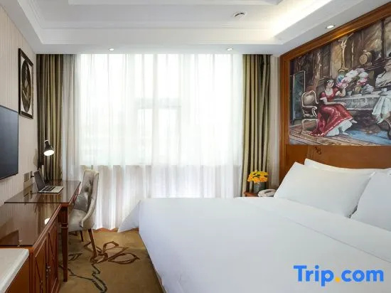 Superior Double room (full double bed)