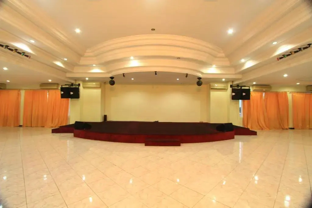 Hotel photo 11