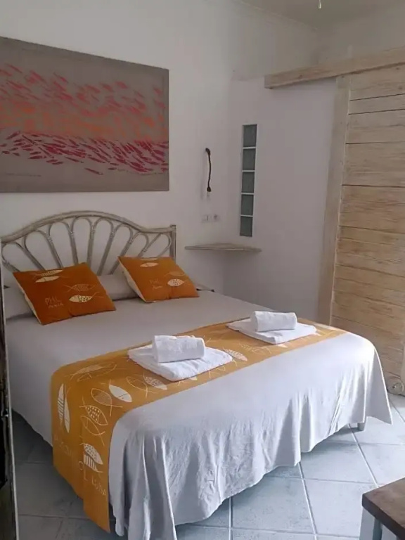 Economy Double room (full double bed)