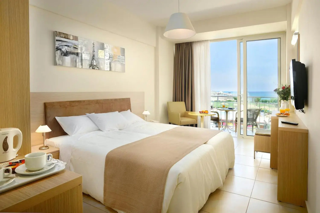 Pernera Beach Hotel - Chambres