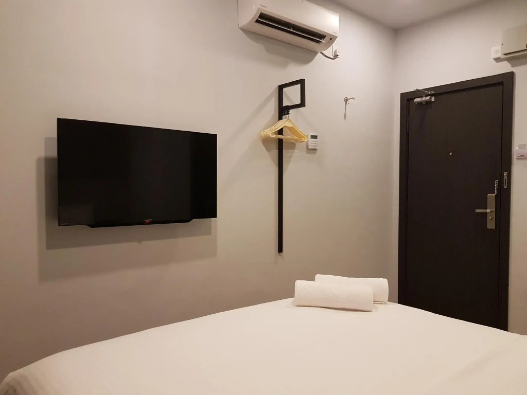 Standard Double room (full double bed)