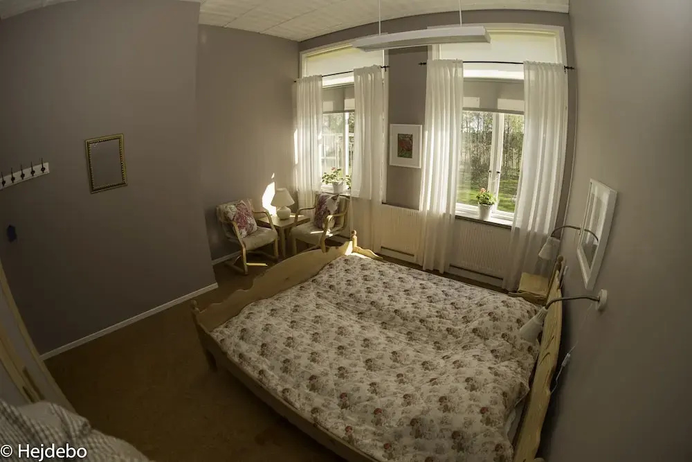 Standard Double room with garden view (full double bed)