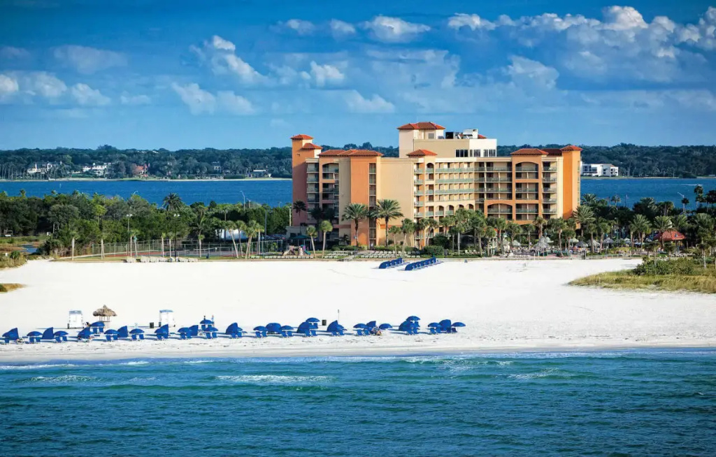 Beach & Waterfront