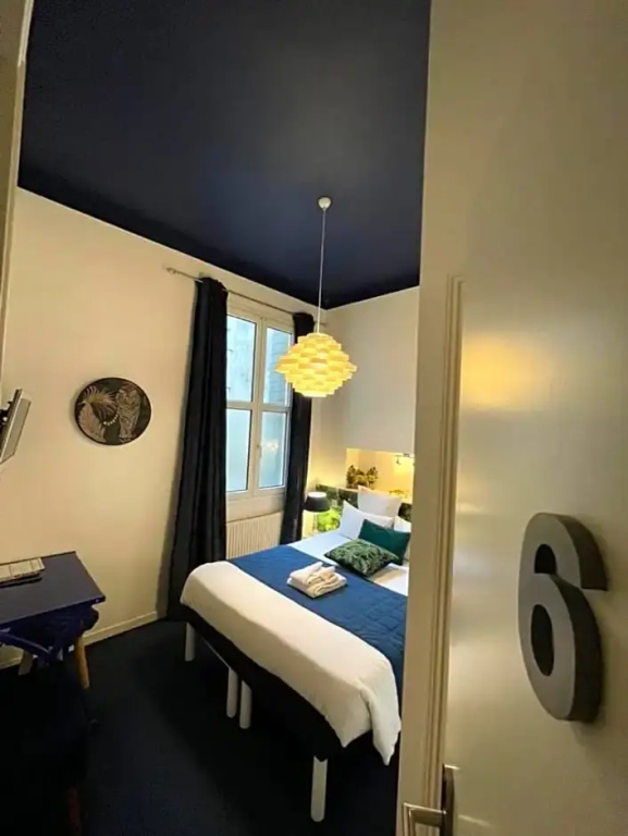 Comfort room