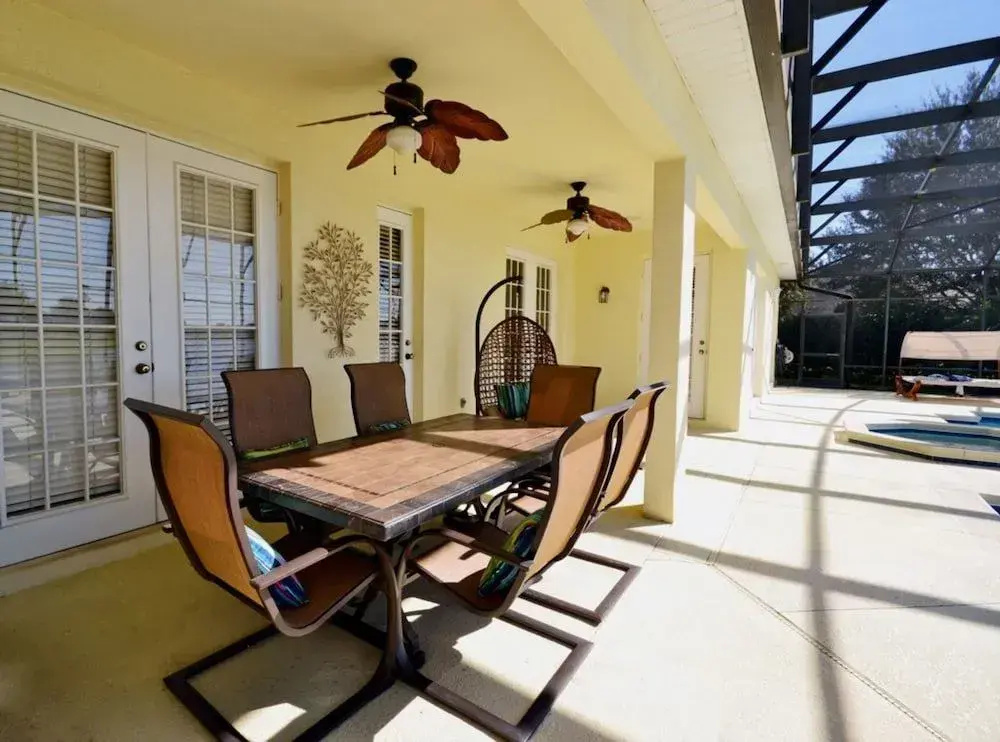Formosa Gardens 220794