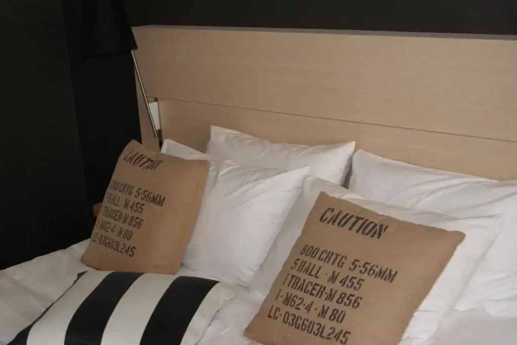 Economy room