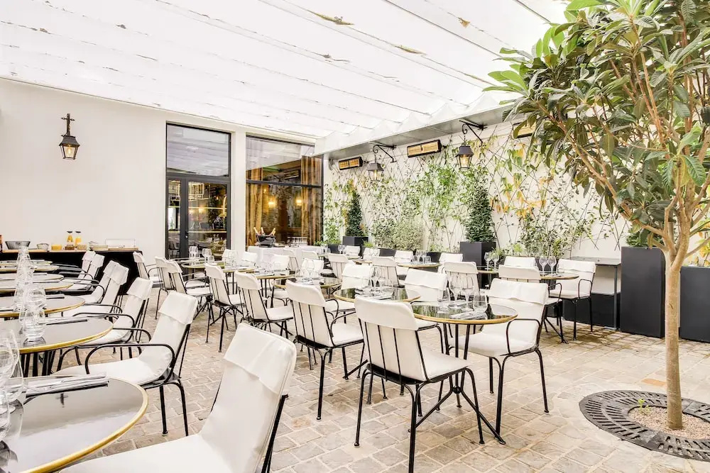Mom’Art Hotel - Général