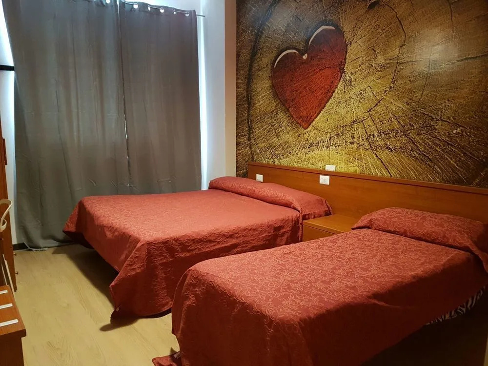 Old Milano House - Hostel — 3