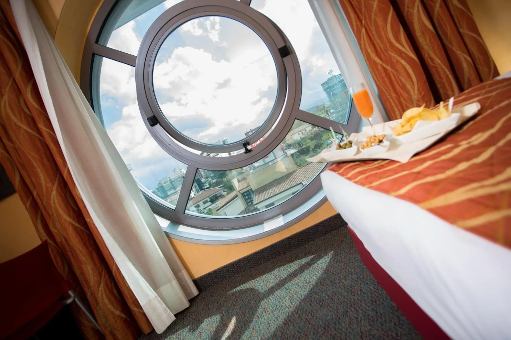 Hotel photo 8