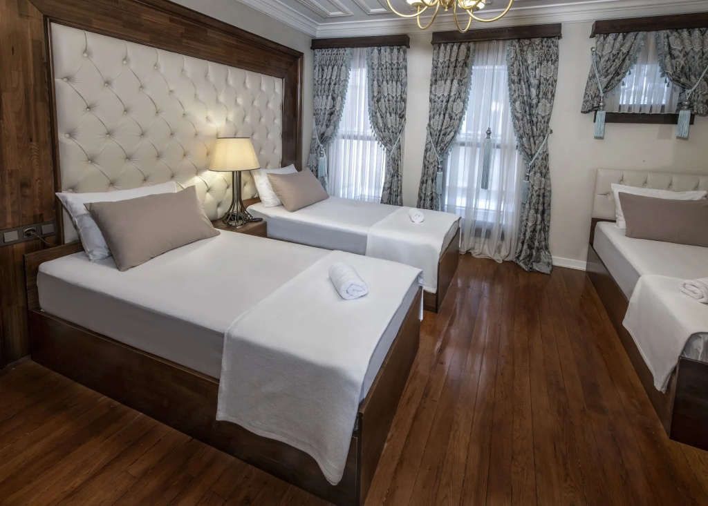 Отель Mezzo Hotel в Стамбуле
