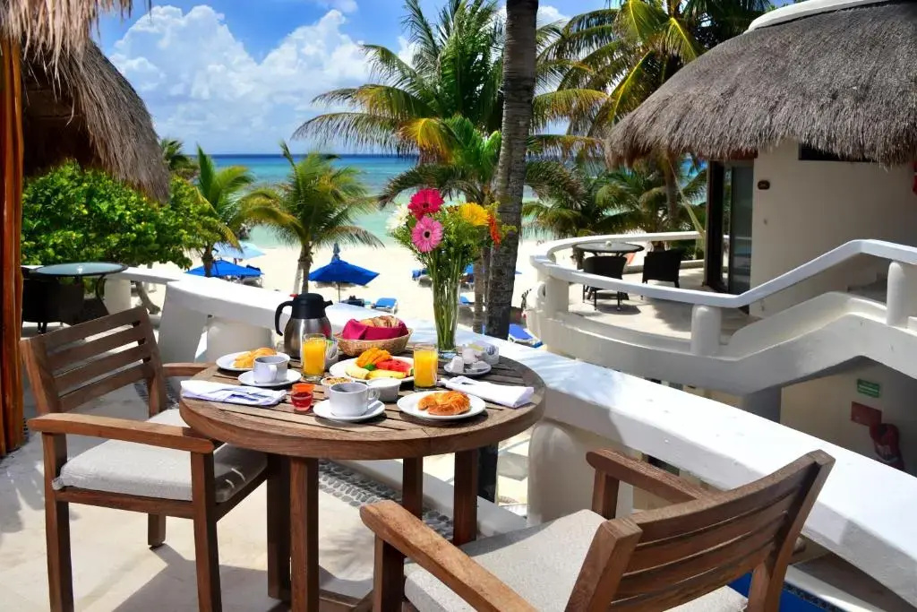 Playa Palms Beach Hotel - Général
