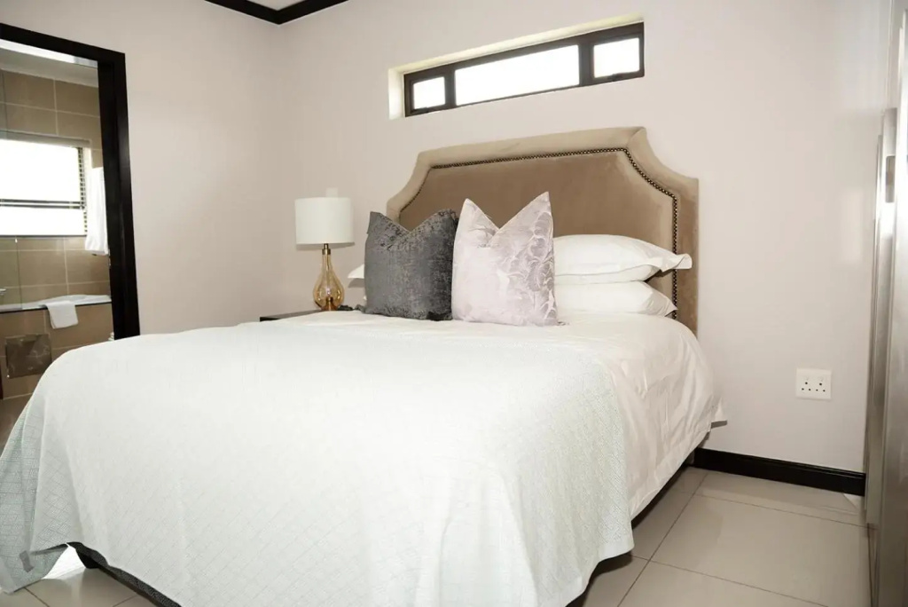 Vonzee apartment on Palmview Estate.