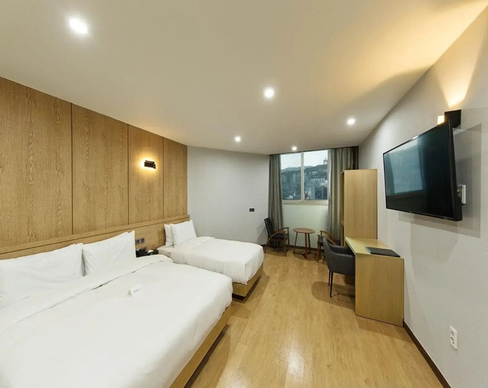 Deluxe Double room (twin beds)