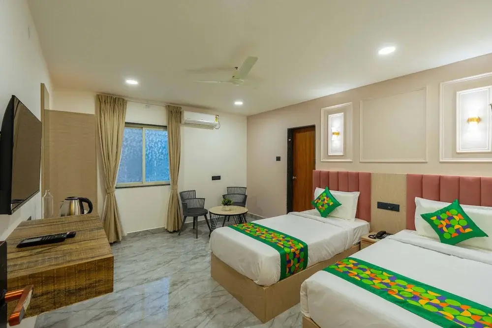 Standard Double room (full double bed)