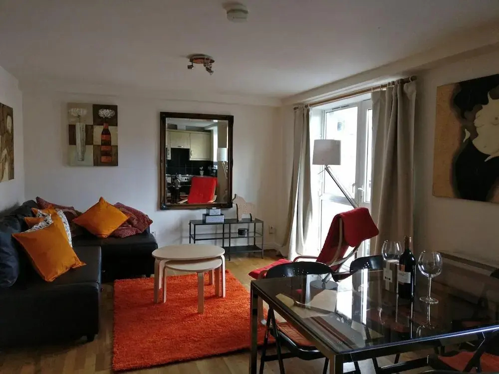 MetroStays - Antiques Quarter