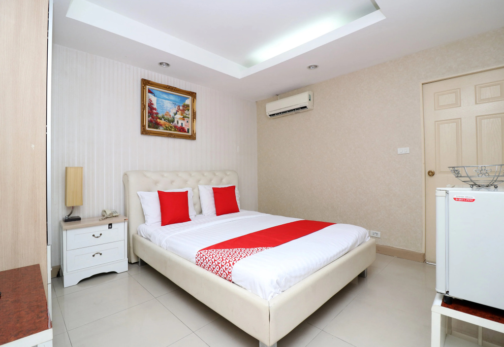 Standard Double room (full double bed)