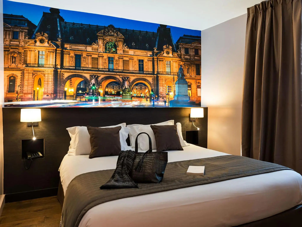Executive Double room (full double bed)