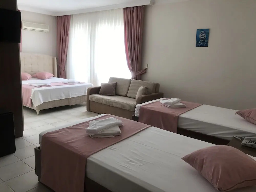 Infinity Ruby Hotel — 7