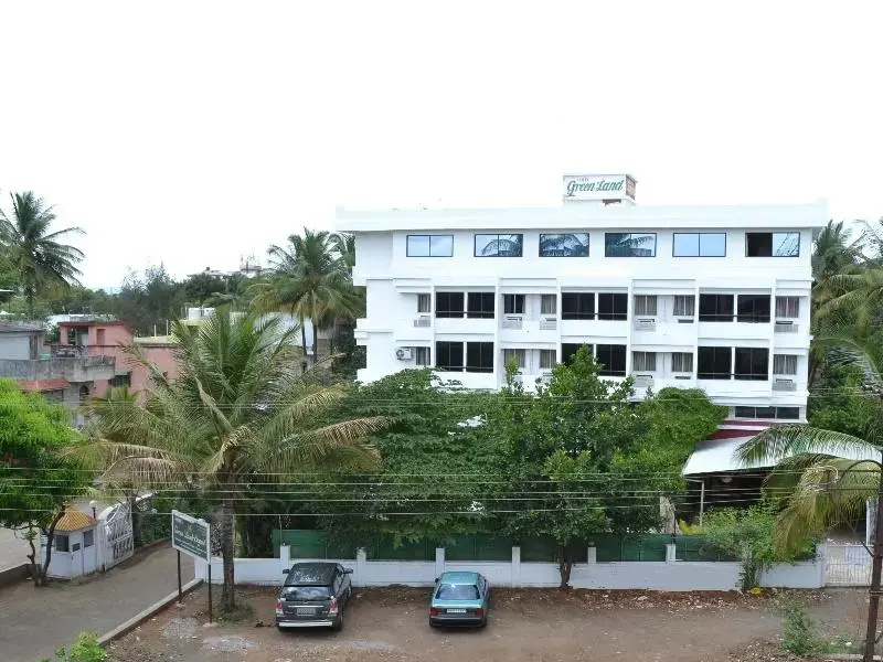 Hotel Green Land Elegant